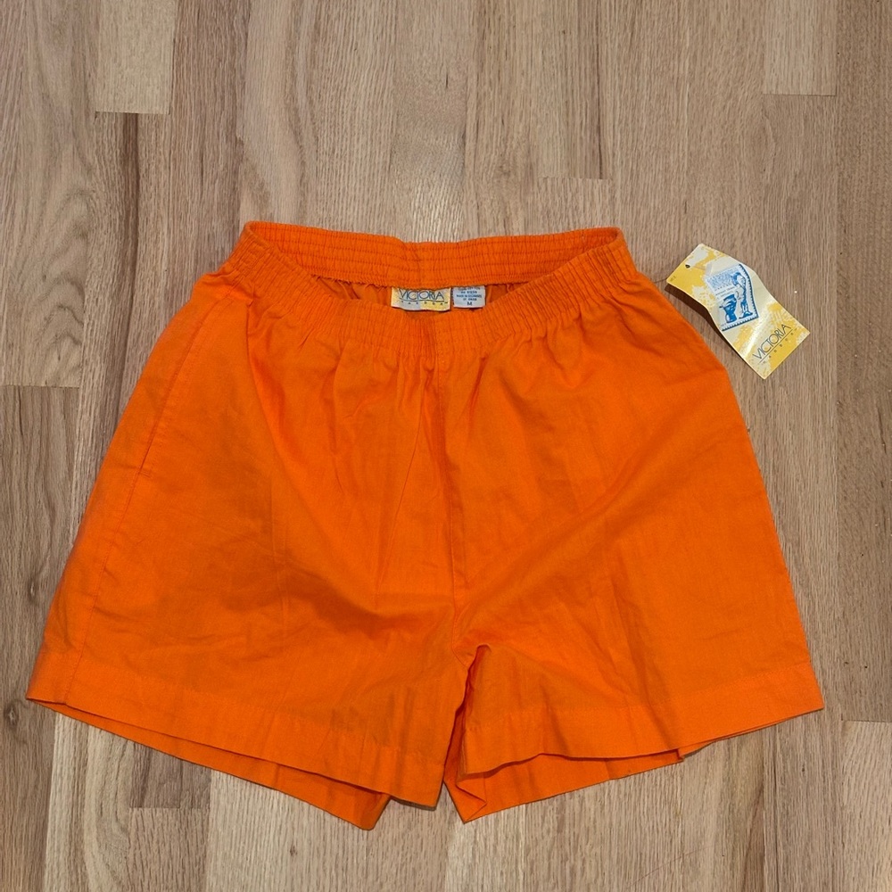 NWT Victoria Harbor orange linen shorts size Medium